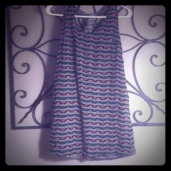 D4:Old Navy, size xs. Multi color swimsuit coverup - Picture 1 of 3